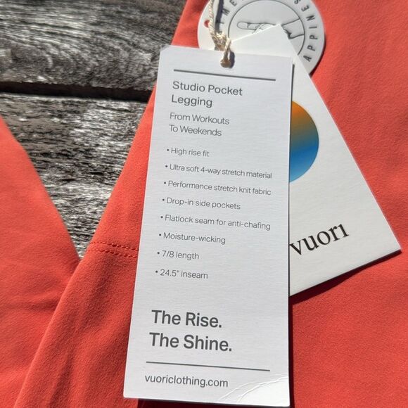 Vuori Studio Pocket Legging size small GRAPEFRUIT‎  Women's Performance NWT - Picture 4 of 5